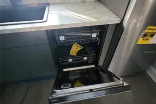 8370 13th St N, Saint Petersburg, FL 33702 - Photo 22