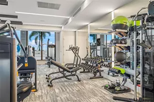 301 1st St S, Saint Petersburg, FL 33701 - Photo 22