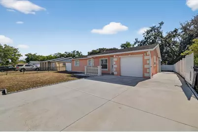 2015 Balfour Circle, Tampa, FL 33619 - Photo 8