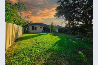 10118 Cannon Drive, Riverview, FL 33578 - Photo 2