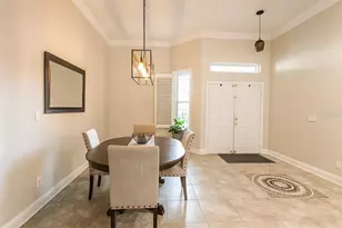 10118 Cannon Dr, Riverview, FL 33578 - Photo 6