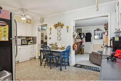 305 N Lauber Way, Tampa, FL 33609 - Photo 10