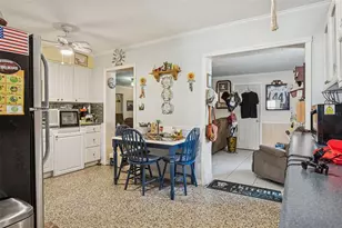 305 N Lauber Way, Tampa, FL 33609 - Photo 10