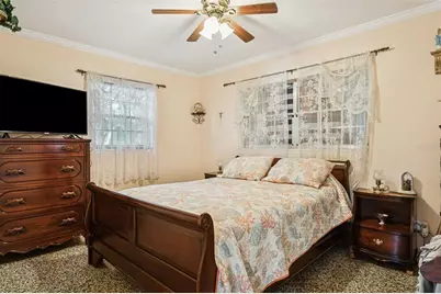 305 N Lauber Way, Tampa, FL 33609 - Photo 16