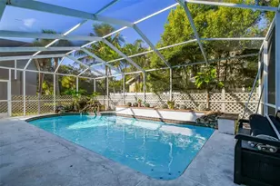 9149 Maple Ct, Seminole, FL 33777 - Photo 76