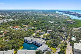 11315 Shipwatch Ln, Largo, FL 33774 - Photo 56