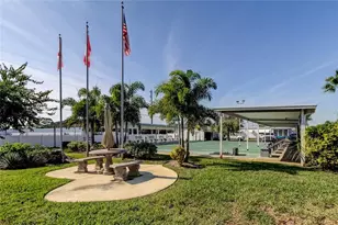 7 Drury Ln, Tarpon Springs, FL 34689 - Photo 68