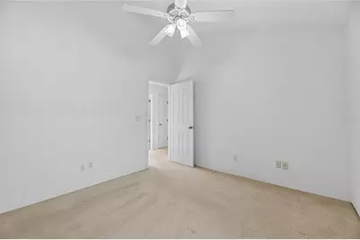 16604 Lake Heather Drive, Tampa, FL 33618 - Photo 44