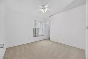 16604 Lake Heather Dr, Tampa, FL 33618 - Photo 36