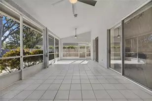 16604 Lake Heather Dr, Tampa, FL 33618 - Photo 48