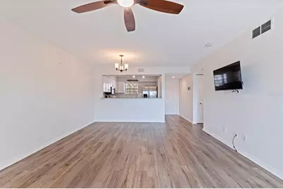 6826 Stones Throw Circle N #11201, Saint Petersburg, FL 33710 - Photo 10