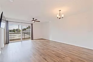 6826 Stonesthrow Cir N, Saint Petersburg, FL 33710 - Photo 8