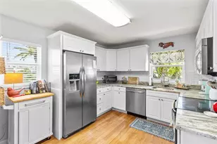 7950 Causeway Blvd N, Saint Petersburg, FL 33707 - Photo 38