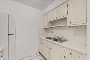 2353 Shelley St, Clearwater, FL 33765 - Photo 8