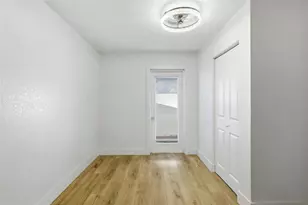 525 27th Ave S, Saint Petersburg, FL 33705 - Photo 16