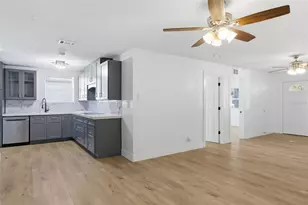 525 27th Ave S, Saint Petersburg, FL 33705 - Photo 10