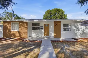 525 27th Ave S, Saint Petersburg, FL 33705 - Photo 1