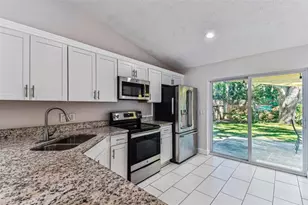 6114 S Elkins Ave, Tampa, FL 33611 - Photo 12