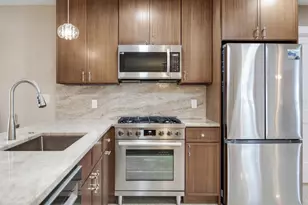 5028 42nd St S, Saint Petersburg, FL 33711 - Photo 16