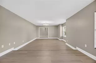 2008 S 58th St, Tampa, FL 33619 - Photo 6