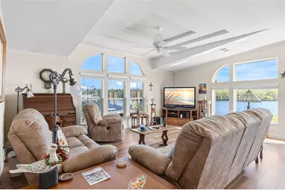 7013 Mount Piney Road NE #724, Saint Petersburg, FL 33702 - Photo 4