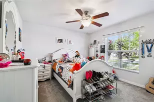 8439 Hunters Fork Loop, Ruskin, FL 33573 - Photo 12