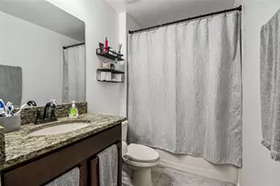8439 Hunters Fork Loop, Ruskin, FL 33573 - Photo 10