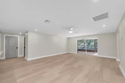 513 Oakwood Boulevard, Oldsmar, FL 34677 - Photo 14