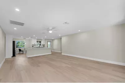 513 Oakwood Boulevard, Oldsmar, FL 34677 - Photo 18