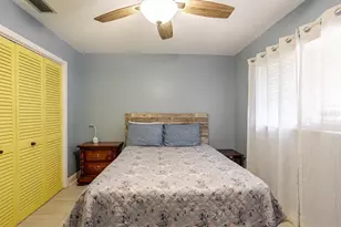 2604 Campus Hill Dr, Tampa, FL 33612 - Photo 28