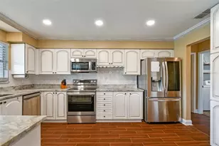 17737 Esprit Dr, Tampa, FL 33647 - Photo 26