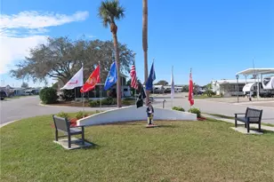 35109 Garber Ln, Zephyrhills, FL 33541 - Photo 22