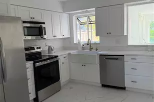 835 E Gulf Blvd, Indian Rocks Beach, FL 33785 - Photo 10