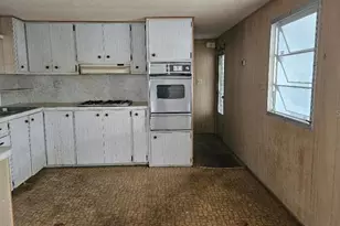 8300 Seminole Blvd, Seminole, FL 33772 - Photo 4