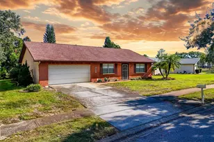 1637 Caledonia Dr, Palm Harbor, FL 34684 - Photo 2