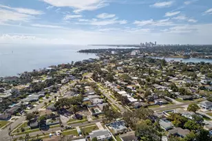 1713 Connecticut Ave NE, Saint Petersburg, FL 33703 - Photo 28