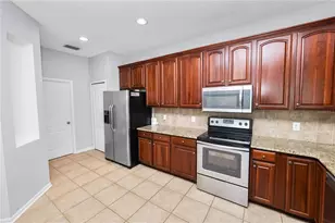 11435 Cambray Creek Loop, Riverview, FL 33579 - Photo 20