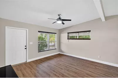 831 Woodlawn Street, Clearwater, FL 33756 - Photo 10