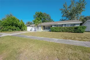 2523 Lake Ellen Cir, Tampa, FL 33618 - Photo 44