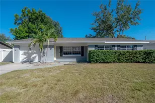2523 Lake Ellen Cir, Tampa, FL 33618 - Photo 40