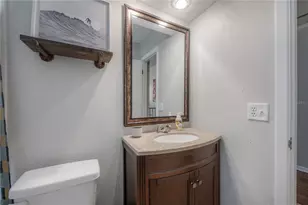 2523 Lake Ellen Cir, Tampa, FL 33618 - Photo 26