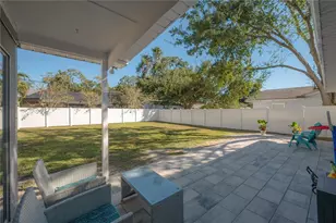 2523 Lake Ellen Cir, Tampa, FL 33618 - Photo 36