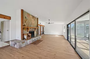 1412 Wexford Dr N, Palm Harbor, FL 34683 - Photo 8