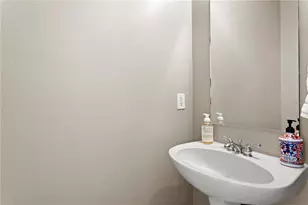 3023 Pointeview Dr, Tampa, FL 33611 - Photo 26