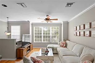 3023 Pointeview Dr, Tampa, FL 33611 - Photo 14