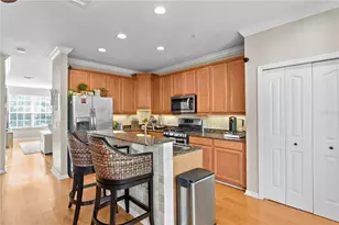 3023 Pointeview Dr, Tampa, FL 33611 - Photo 16