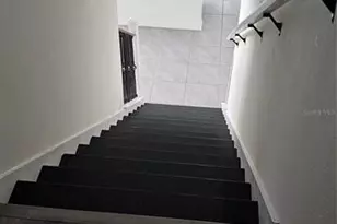 1220 Tahitian Sunrise Dr, Plant City, FL 33565 - Photo 20