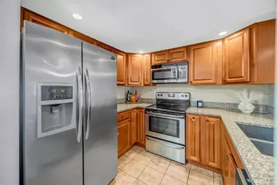 5155 Puritan Circle #1021, Tampa, FL 33617 - Photo 16