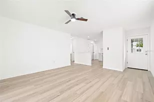12801 Kellywood Cir, Hudson, FL 34669 - Photo 4