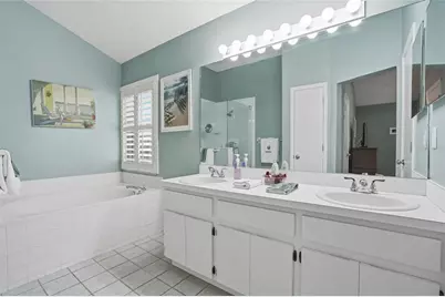 28907 Bay Tree Place, Wesley Chapel, FL 33545 - Photo 22